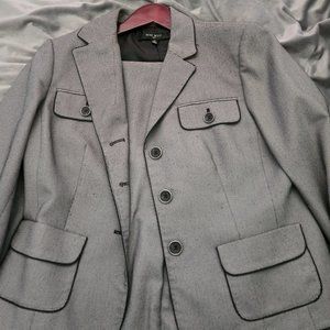 Womens pantsuit